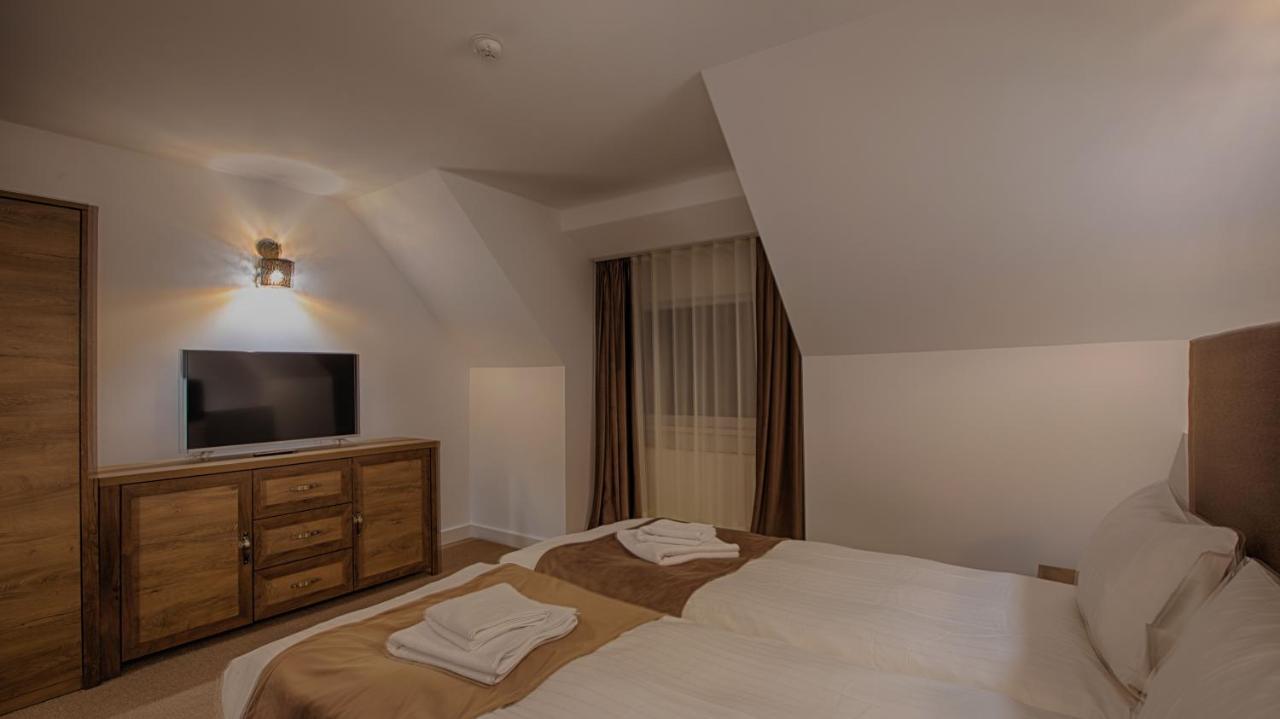 Mer Guest House B&B Brasov Exterior photo
